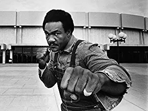 AAArt G7282 George Foreman Fight Pose Nassau Coliseum Vintage Laminated Poster US Decor Wall 36x24 Poster Print